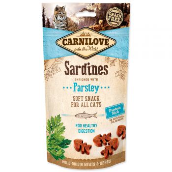 CARNILOVE Cat Semi Moist Snack Sardine enriched with Parsley - 50g