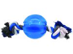 Hračka DOG FANTASY Strong míček gumový s provazem modrý 9,5 cm